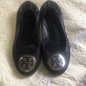 Tory Burch flats size 6 great condition